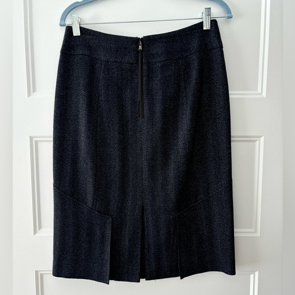 Ann Taylor Blue Black Kick Pleat Pencil Skirt Size 6 - Picture 2 of 7